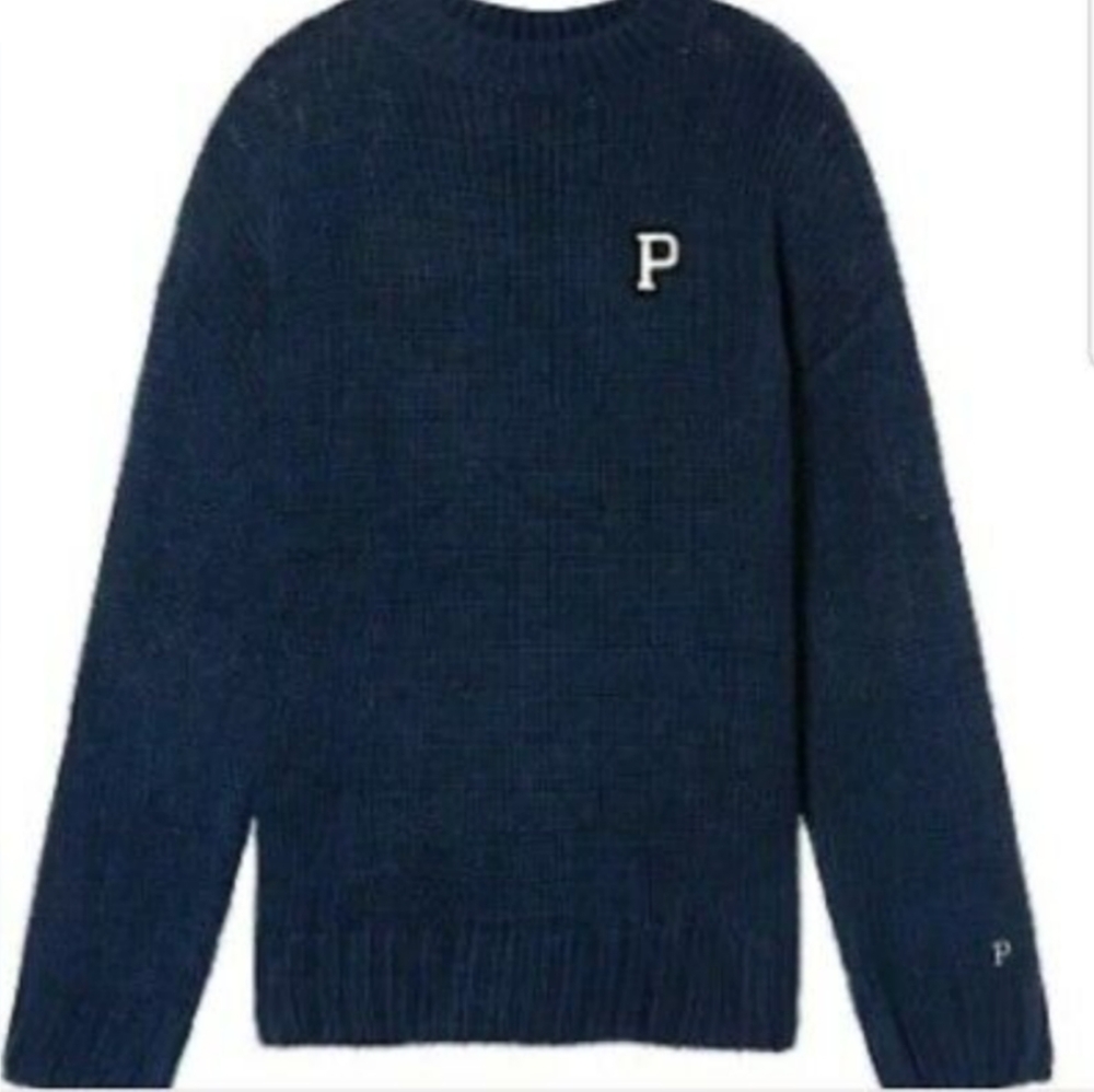 🛑 SOLD VS Pink Boyfriend Sweater 🔥